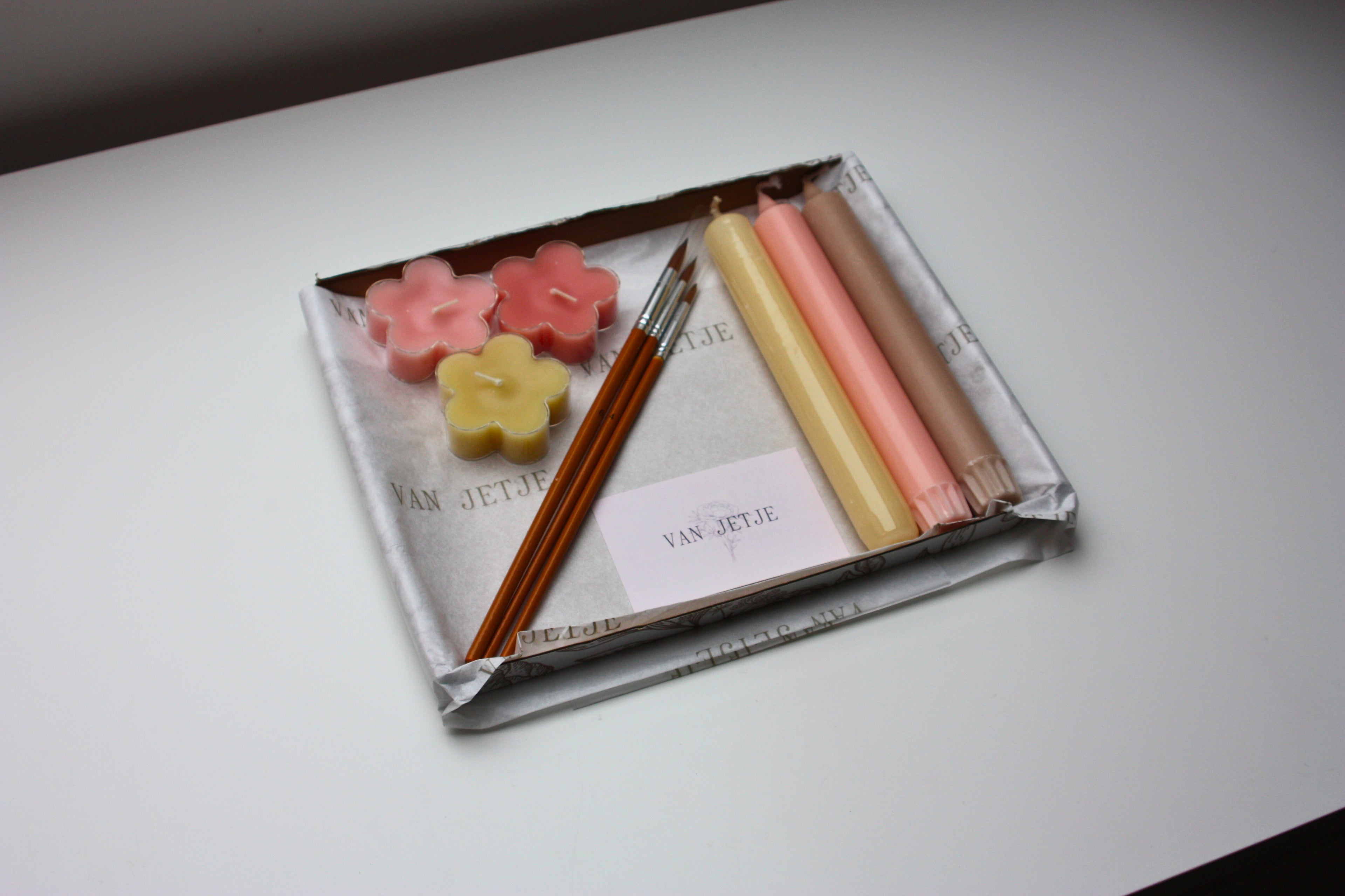 Color Your Candle - Bloom S